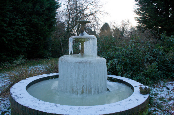 Now that is what I call a freeze
Ključne besede: Fountain Freeze Frozen icicles