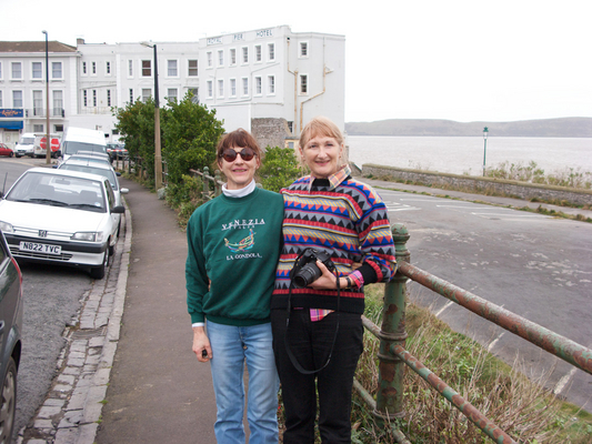 We're trying to have fun
A family history day out checking out where some of our ancestors lived and worked.  Ended up in Weston-super-Mare.
Λέξεις-κλειδιά: Weston-super-Mare