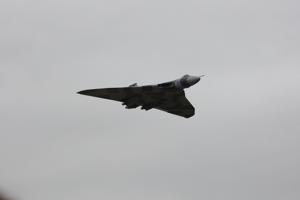 Sleek ........
Palabras clave: Aeroplanes Air tattoo flight Military Planes