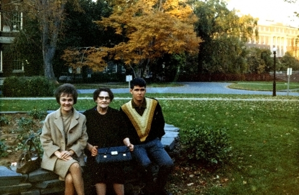 Emily, Ma, and Me - Rensselaer Campus, Thanksgiving 1966
Thanksgiving of my freshman year at Rensselaer --- a long way away from home in Honolulu.  The family came to visit.  Here we are on campus:  Emily Walsh (my aunt, married to my father's brother Dinny), "Ma" (my maternal grandmother), and me.  I look tremendously happy.
Palabras clave: Craig Walsh Emily Walsh Mary Walsh Rensselaer Polytechnic Institute RPI Troy