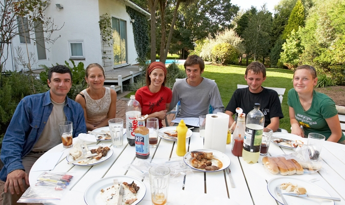Enjoying Berkshire Sausages and Kurobuta Pork Chops
(L to R) Artur Ivanyan, Larysa Sredzinska, Petra Horalkova, Norbert Kobela, Grzegorz Bednarski, and Julita Kosciuk.  A sunny, summer afternoon in the Whitecroft garden.
Keywords: Artur Ivanyan Larysa Sredzinska Petra Horalkova Norbert Kobela Grzegorz Bednarski Julita Kosciuk garden dinner