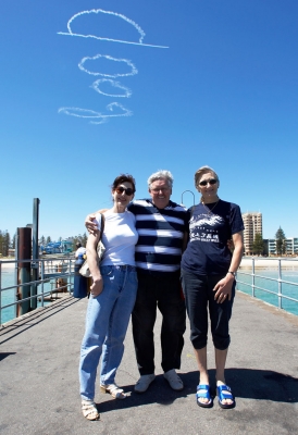 Anahtar kelimeler: Adelaide Aeroplane Australia Blue Cathy Glenelg John Marjorie Plane Signwriting Skies Sky South Sun Traila