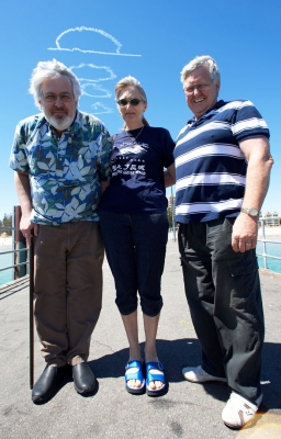 Who's the old guy??
Ključne besede: Adelaide Australia Blue Cathy Craig Glenelg John Signwriting Skies Sky South Sun