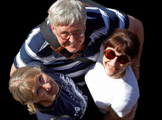 OK, can we go for coffee now?
Schlüsselwörter: Adelaide Australia Cathy Glenelg John Marjorie Smile Smiles Smiling South