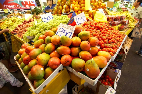 Looks good enough to eat
Palabras Clave: Adelaide Australia Central Market Fruit Grapes Mangoes South Tomatoes