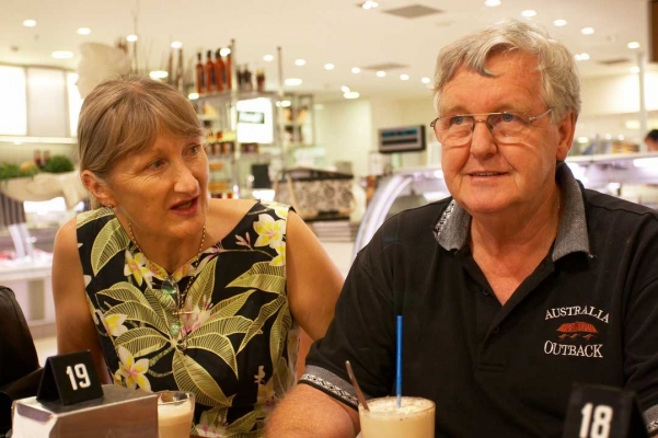 This is good innit?
Palabras clave: Adelaide Australia Cathy Coffee David Jones Departmental Iced Coffee John South Store