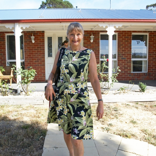 .......... I'm just a lady of leisure
Palabras clave: Australia Cathy Home House Kilmore Melbourne Smile Smiling Victoria