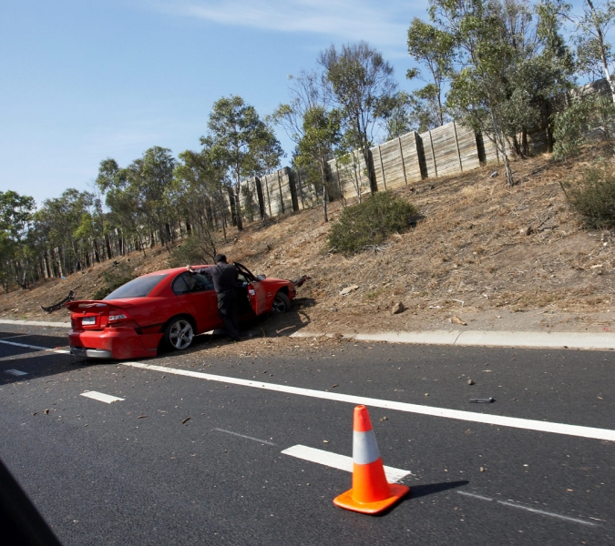 Whoops
Anahtar kelimeler: Accident Australia Car Highway Melbourne Road Traffic cone Victoria