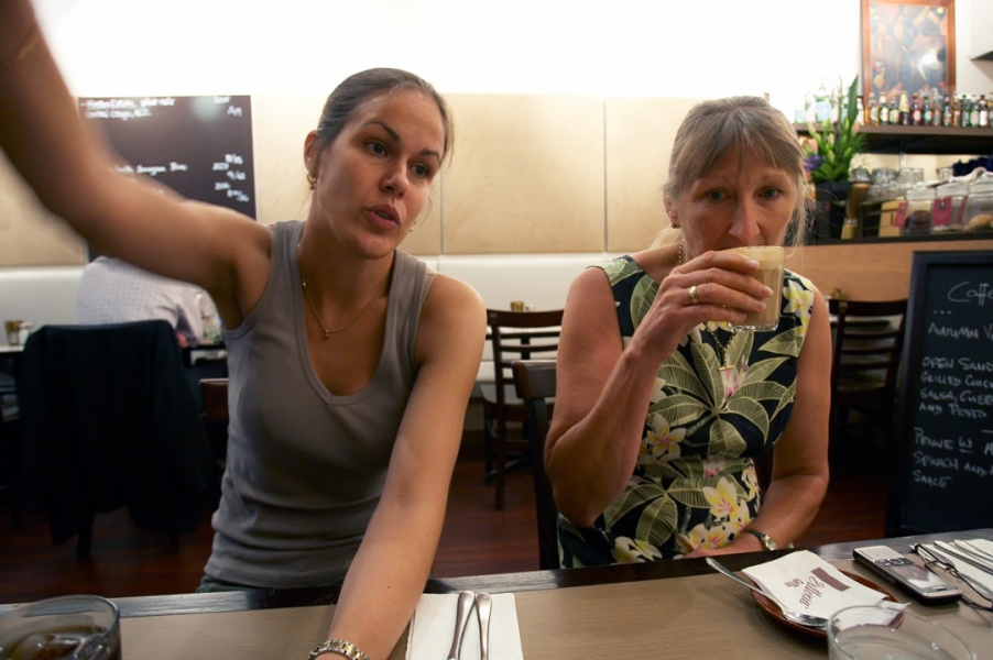 ......... lunch
Schlüsselwörter: Australia Cafe Cathy Chase Coffee Lunch Melbourne Victoria