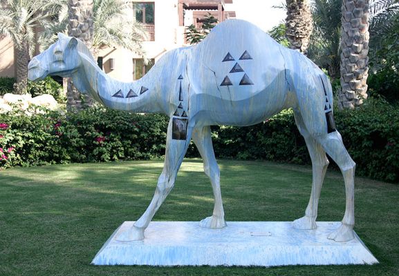 Camel Parade Number 2
Another camel in the Camel Parade, in the gardens of the Dar Al Masyaf hotel.
Ключові слова: camel parade Madinat Jumeirah Dubai
