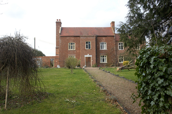 Sherrards Green Farmhouse
Keywords: Barnards Green Farmhouse Sherrards Green Farmhouse
