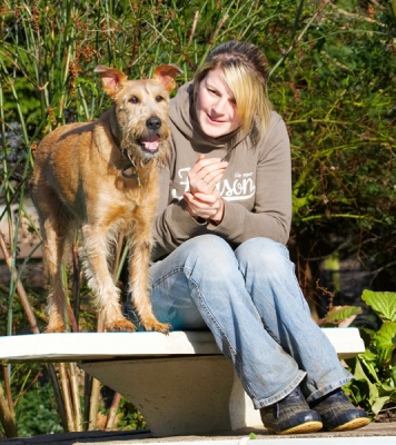 We're both having a good time
الكلمات الإستدلالية(لتسهيل البحث): Animal Animals Blonde Canine Canines Dog Dogs Irish Terrier Kate Land Mammal Land Mammals Play Playing Playtime Smile Smiling Terrestrial Mammal Terrestrial Mammals Terriers Tintin Tongue Woman