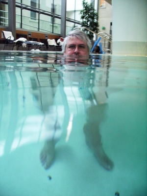 Where'd my body go?!
Palabras clave: Bath Craig Hot Pool Roman baths Swimming Water