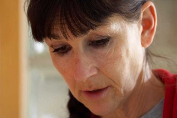 Marjorie Being Reflective
Finally a sunny day -- Whitecroft, late January 2006
Klíčová slova: Marjorie reflective