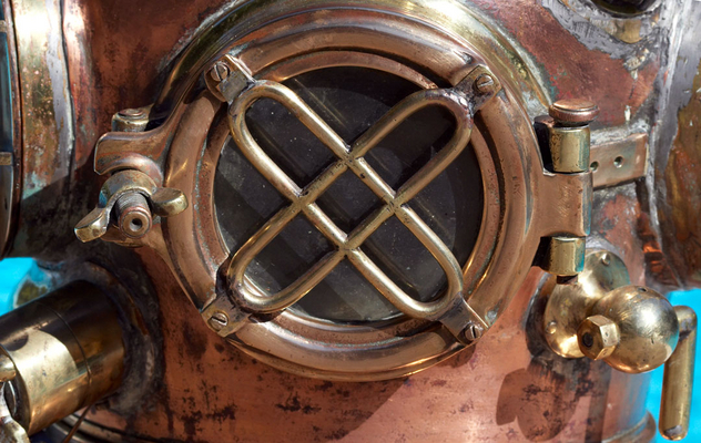 Mark V Mod-1 DESCO Antique Diving Helmet
Słowa kluczowe: desco diving helmet face mask face masks mark v scuba dive scuba diving sea sport sea sports sport sports us navy water sport water sports watersport watersports