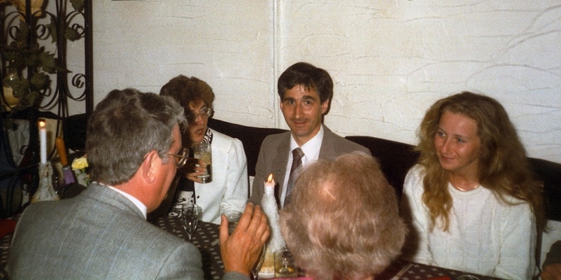 Yep, we're all having a good time
UWIST graduation, Cardiff, July 1985
Ключевые слова: Cardiff Colin Clarke Eileen Wilson Graduation Roger Wilson University UWIST vanessa Wilkinson