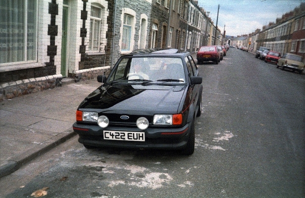 This is where I lived for 3 years while at university
UWIST graduation, Cardiff, July 1985
Schlüsselwörter: Cardiff Graduation marjorie University UWIST