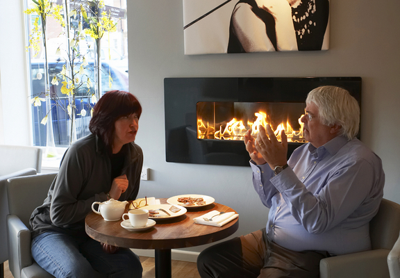 Yes, Janet, you have to massage them 3 times a week!
Avainsanat: Beef Chef Craig Fire F-Word Glasshouse Gordon Ramsey Janet Street-Porter Meat Restaurant steak TV Worcester
