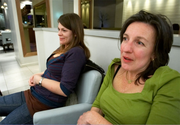 And I think they've had enough
Cathy Durbin and Celine Gilbert at The Glasshouse Restaurant in Worcester -- after a great dinner.
Anahtar kelimeler: Cathy Durbin Celine Gilbert RDF The Glasshouse Worcester