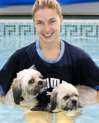 Hope she doesn't let go
Mots-clés: Dog Dogs Hanka Monty Pool Swimming Trigger