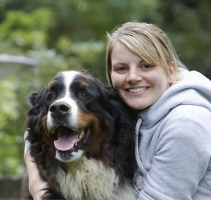 Mutual admiration society
Ključne besede: Bernese Mountain Dog Dogs Katie Murphy