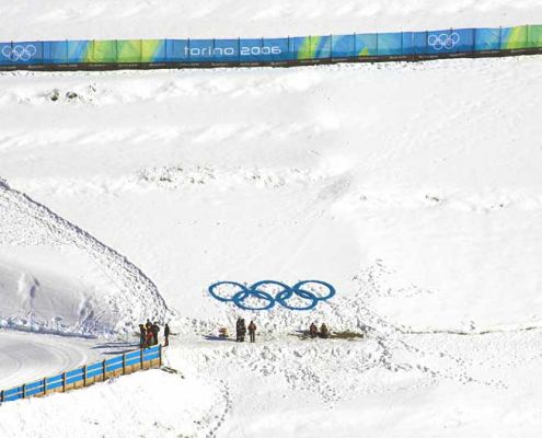 The Olympic Rings in the Snow at Pragelato
Keywords: Pragelato Italy Olympic logo Olympic rings