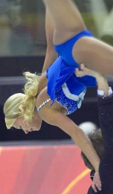Pair Figure Skating, Torino Olympics 2006
In the Palavela, February 13 2006
Keywords: Palavela Pair Figure Skating Torino Olympics