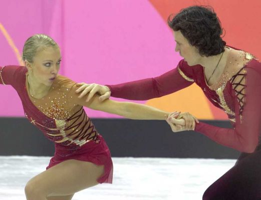 TOTMIANINA Tatiana / MARININ Maxim - Russian Gold Medal Skaters
Pair Figure Skating, Torino Olympics, February 13 2006 at the Palavela
Trefwoorden: TOTMIANINA Tatiana / MARININ Maxim Russian Pair Figure Skating Torino Olympics 2006 Palavela