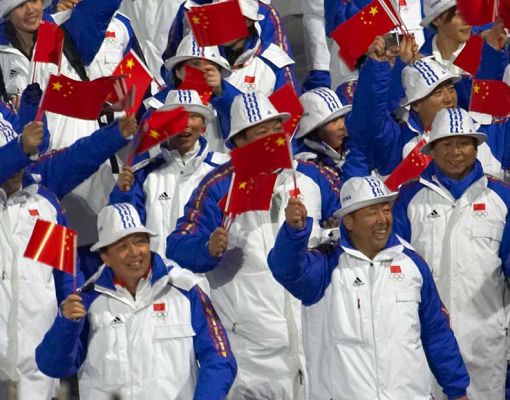 Happy Chinese Athletes at the Opening Ceremony
2006 Winter Olympics in Torino
الكلمات الإستدلالية(لتسهيل البحث): Chinese athletes Olympics Torino Stadio Olimpico