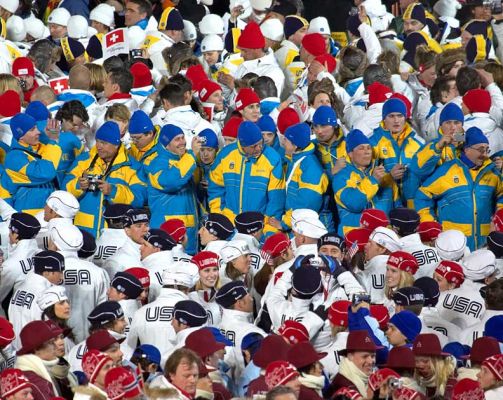 Athletes at the Opening Ceremony of the Winter Olympics
Schlüsselwörter: athletes Stadio Olimpico opening ceremony Winter Olympics Torino