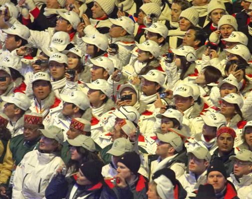 Japanese Athletes at the Opening Ceremony
With an athlete in the center of the photo taking my photo as I take a photo of her.  Stadio Olimpico, Torino, February 10 2006
Anahtar kelimeler: Stadio Olimpico opening ceremony Winter Olympics Torino Japanese athletes Japanese team