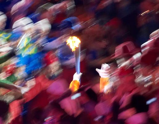 Opening Torch Carried Through Throng of Athletes
Opening ceremony of the 2006 Winter Olympics, Stadio Olimpico, Torino
Trefwoorden: Olympic torch opening ceremony Winter Olympics Torino Stadio Olimpico