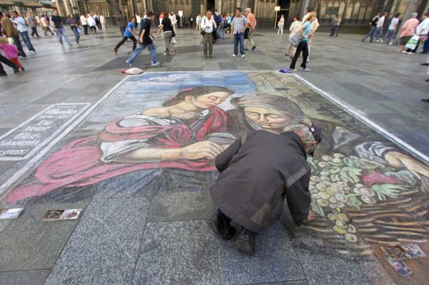 A pavement artist in Cologne
Ključne besede: Cologne Photokina September 2006