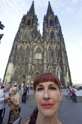 Big nose Marjorie, big nose cathedral
Palabras clave: Marjorie Cologne cathedral Photokina September 2006
