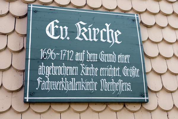 The plaque on the church in Stumpertenrod
Anahtar kelimeler: Church Germany stumpertenrod