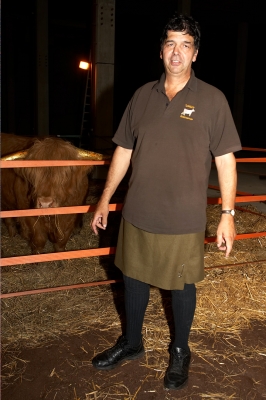 Digby Gribble and Ross
Digby in his kilt, getting ready for dress rehearsal.
Keywords: Digby Gribble Ross of Bien Esk kilt