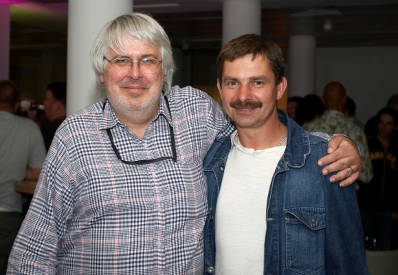 Grzegorz Kwiecinski and Me
At the wrap party for the Manchester International Festival
Schlüsselwörter: Grzegorz Kwiecinski Craig Manchester International Festival wrap party