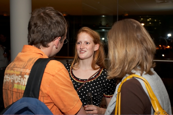 Grzegorz and Julita Speak with Lise Marker
At the wrap party of the Manchester International Festival
Ključne besede: Grzegorz Bednarski Lise Marker Julita Kosciuk Manchester International Festival wrap party