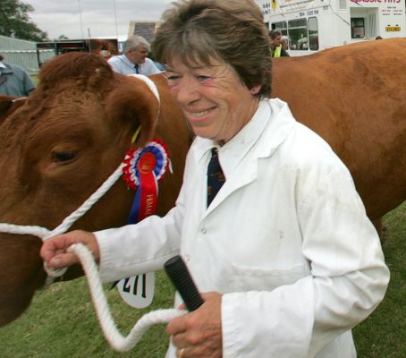 Participating in the Grand Parade
Keywords: Grand Parade cattle Three Counties Show