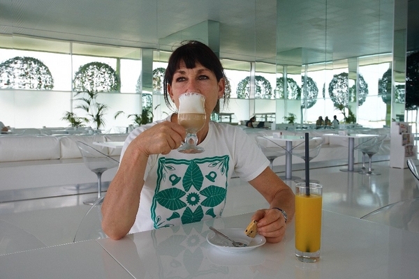 Aah, a latte - although they were never very hot and always small - two sips and it's gone
Trefwoorden: Adam Adam & Eve Hotel Antalya Belek Eve Holiday Hotel marjorie Resort Spa Turkey Vacation