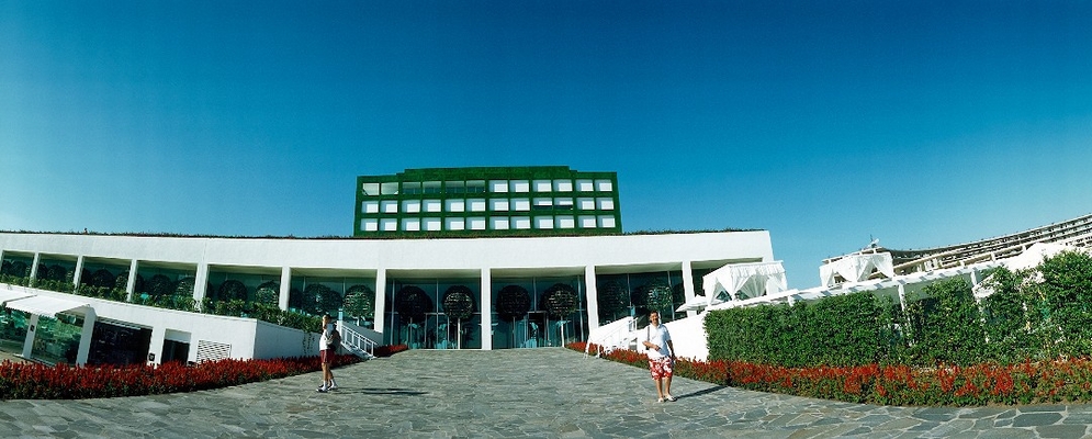 The entrance to the Adam and Eve Hotel from the beach side
Ključne besede: Adam Adam & Eve Hotel Antalya Belek Eve Holiday Hotel Resort Spa Turkey Vacation