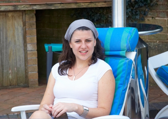 The only way to work
Leonie Hutson discussing the upcoming "Impress Me" television programme.
Anahtar kelimeler: Craig Impress Me Leonie Hutson RDF Rod TV crew TV programme