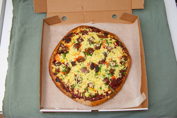 Hey, this looks good enough to eat
Trefwoorden: Dog Dogs Pizza