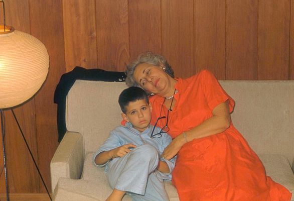 Nana and Me
Nana and me.  I look thrilled to bits to be photographed.  She's keeping the evil eye on me.  This was taken at our new house (then) at 1080 Makaiwa Street in Honolulu, I would guess in 1956.
Keywords: Nana Craig Makaiwa Street