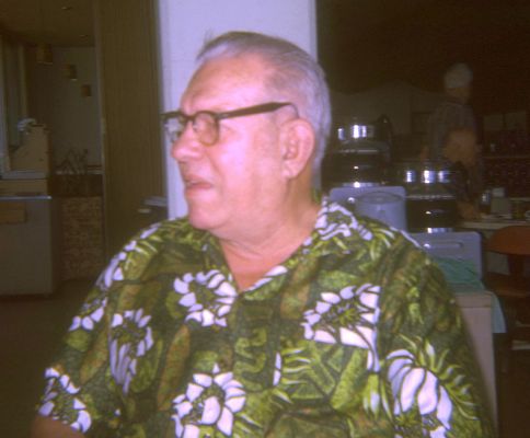 Baba at the Elks Club
Circa 1964 or 1965 --- needing new eyeglasses.
Ключевые слова: Baba eyeglasses Elks Club Waikiki Beach