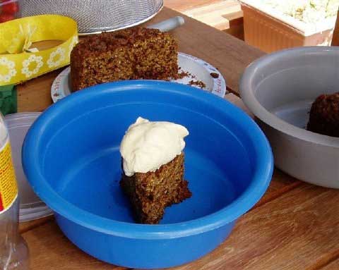 Haddock Ice Cream on Caesar's Birthday Cake
The cake is not one of ours (alas), but the Haddock Ice Cream is from Lucies Farm
Ключови думи: Caesar Haddock ice cream dog