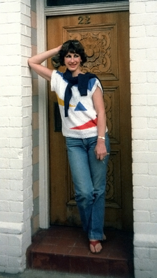 Marjorie on Her Doorstep in Cardiff
"Hey sailor . . . "
Λέξεις-κλειδιά: Marjorie doorstep Cardiff