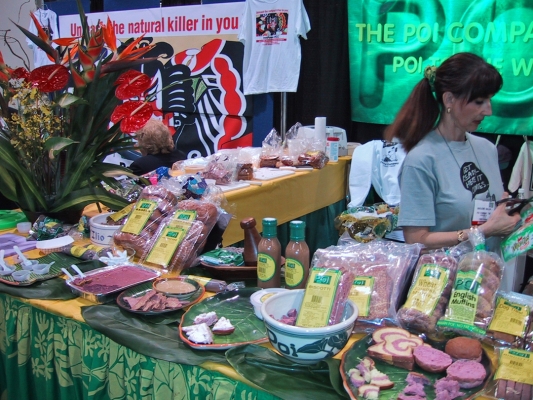 Natural Products Show - Anaheim, California
Marjorie staffing The Poi Company booth at the Natural Products Show in Anaheim.  We brought all sorts of goodies --- from poi itself, to poi salad dressing and poi biscotti.
Palabras clave: Natural Products Show Anaheim Poi Company Marjorie poi biscotti poi salad dressing