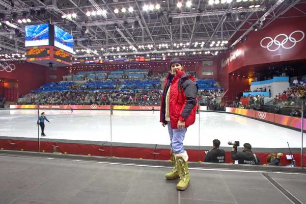 Marjorie at the Palavela
For the finals of the pair Figure Skating, February 13 2006.  Our seat was right on this level:  we were close, but watched everything through the glass "rail."
Keywords: Palavela pair figure skating Olympics Marjorie