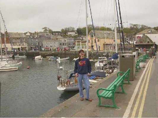 Marjorie in Padstow, Cornwall (Apr 27 04)
Marjorie and I went to Rick Stein's Seafood Restaurant for our 18th Anniversary, and spent the night in Padstow.  We took a stock trailer and rented pick-up, and then headed to Torquay to pick up Lord Rannoch --- the bull --- from the stud farm.  It was "crisp" in Padstow.
Keywords: Padstow, Rick Stein, Cornwall, Marjorie